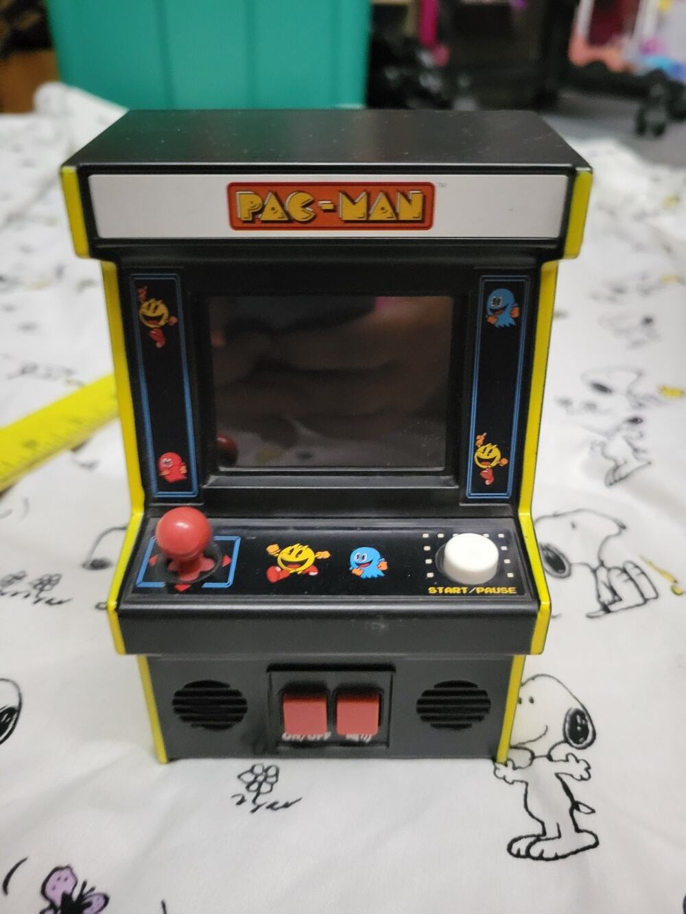 Pac-Man Mini Retro Arcade Machine Tested working